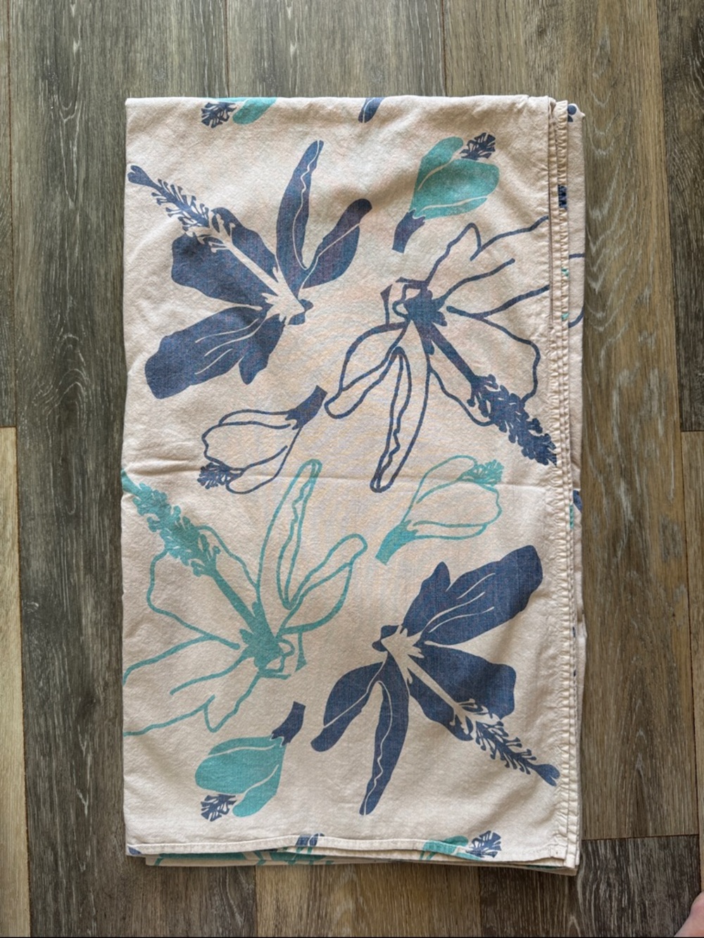 NWOT RARE Kealopiko Tablecloth - Picture 3 of 4
